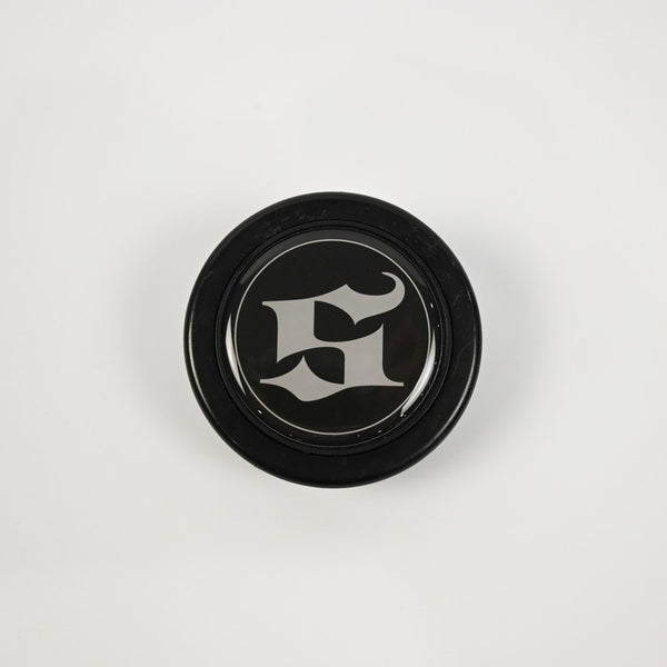 Scarles Plain Black Horn Button